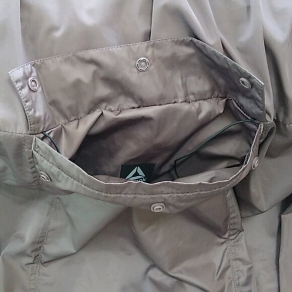REEBOK Training Supply Parka Jacket Windbreaker Almost Grey Size Medium - Picture 11 of 16